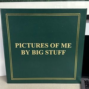Photo Album holds 400 4”X6” photos must be shipped alone due to weight